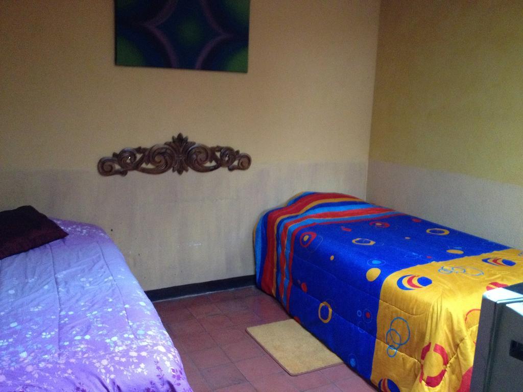 Hostel La Quinta Antigua Zimmer foto